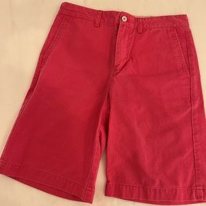 Vineyard Vines Size 18 Boys breaker shorts. 100% cotton corduroy salmon red